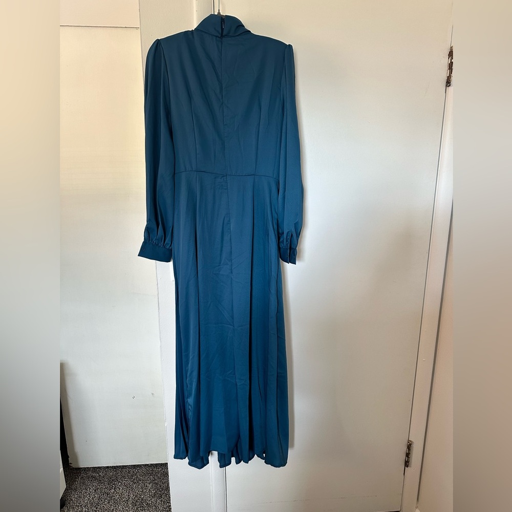 Brand new! Pleated Faux Wrap Dress - Picture 2 of 3